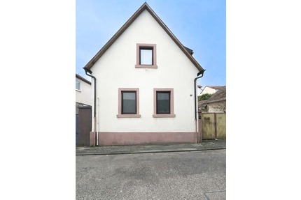 Gestallten Sie ihr neues Zuhause selbst mit - saniert und renoviert in Altrip