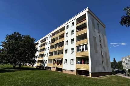 Wohnung zum Kaufen in Zwickau 50.000,00 € 57.07 m²