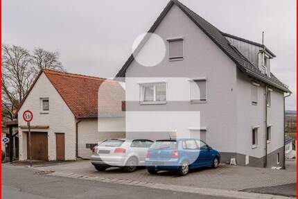 Kernsaniertes Mehrfamilienhaus in Forchheim