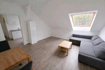 2-Zimmer DG-Wohnung 44m2 mit Einbauküche - Bernburg (Saale)