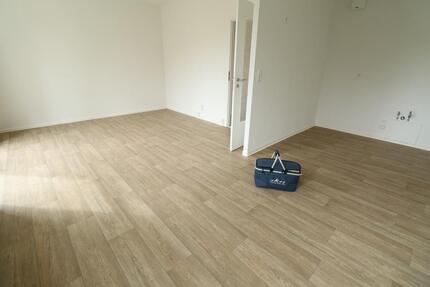 3-Raumwohnung im 1. Obergeschoss mit Dusche - Chemnitz Kapellenberg