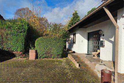 Einfamilienhaus - 290.000,00&nbsp;EUR Kaufpreis, ca.&nbsp; 147,00&nbsp;m&sup2; in Niederzissen (PLZ: 56651)