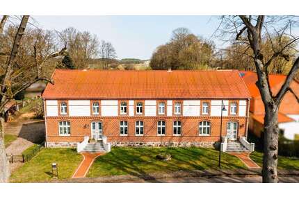 Haus zum Kaufen in Ziegendorf 339.000,00 € 243 m²