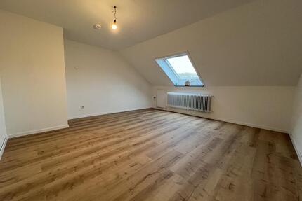 3-Zimmer-Wohnung | Erstbezug nach Renovierung | 47 m² | Ravensberger Straße 162, Wuppertal