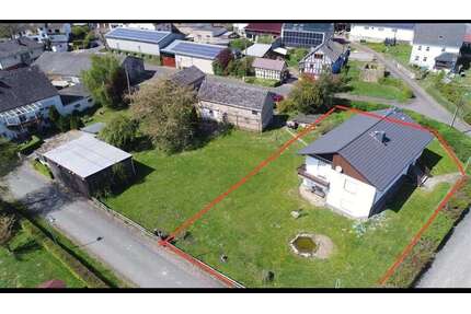 Haus zum Kaufen in Bogel 280.000,00 € 218 m²