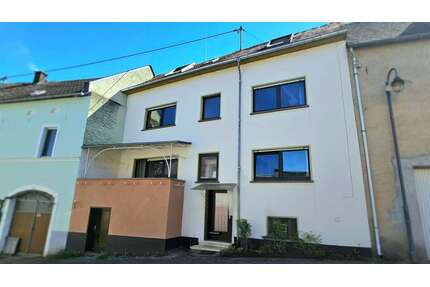 Haus zum Kaufen in Senheim 90.000,00 € 107 m²