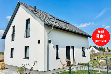 HORN IMMOBILIEN + modernes Einfamilienhaus mit 5 Zimmern, 15 Minuten mit dem Auto bis Neubrandenburg - Lindetal