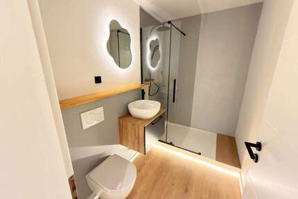 Erstbezug nach Sanierung (A+) - sofort frei! +Fußbodenheizung +Neue Zentralheizung in 2025 - Köln Holweide