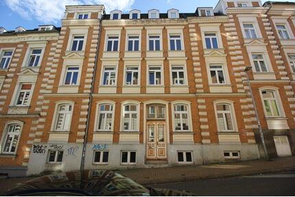 2-Zimmer Wohnung mit Wannenbad und Einbauküche! - Schwerin