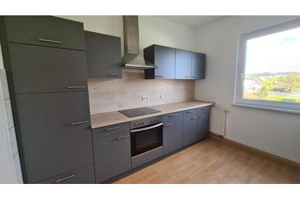 sonnige 3-Zimmerwohnun g in Großbreitenbach