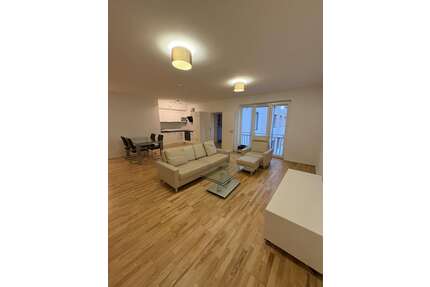 Wohnung zum Mieten in Berlin 1.216,00 € 71.5 m²