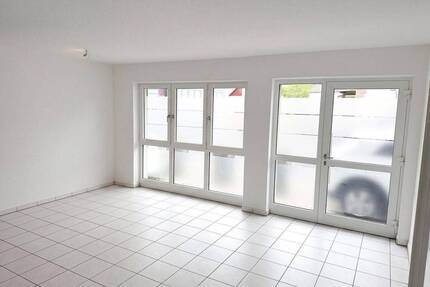 Lichtdurchflutete, moderne 1,5-Zimmer-Wohnung mit eigenem Eingang in Wächtersbach - Wächterbsach