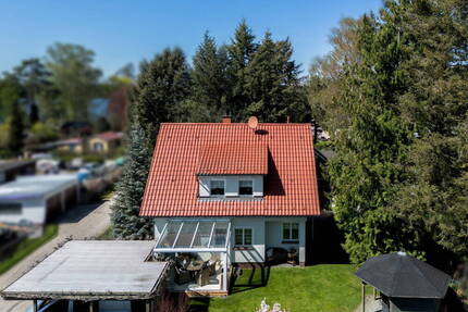Einziehen und Aufatmen: Gepflegtes Familienidyll mit eigenem See-Anteil in Wernsdorf - Königs Wusterhausen