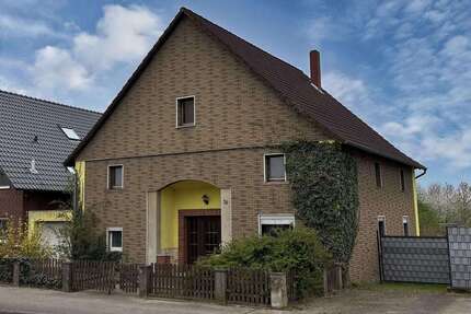 Haus zum Kaufen in Rinteln 95.000,00 € 145 m²