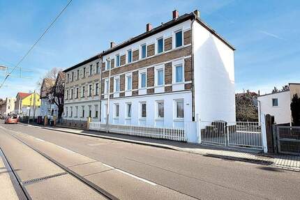 Vermietetes, ehemaliges Mehrfamilienhaus mit Nebengebäude und genehmigter Nutzung zur Beherbergungsstätte (Pensions- Hotelbetrieb) - Leipzig Knautkleeberg-Knauthain