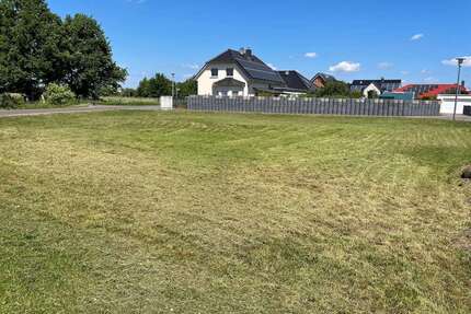 Grundstück zu verkaufen in Tiddische 123.000,00 € 821 m²