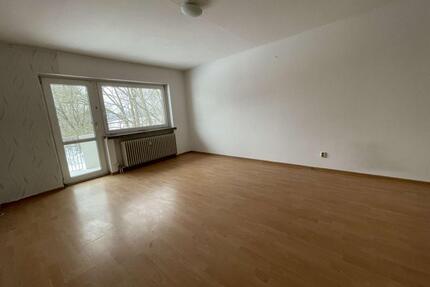 Großzügige 4-Zimmer-Wohnung mit viel Potenzial - Celle Bostel