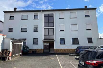 Haus zum Kaufen in Karben 950.000,00 € 474 m²