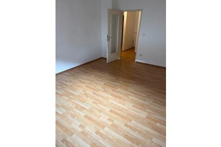 Sonnige 3 Zimmer Wohnung - 585,00&nbsp;EUR Kaltmiete, ca.&nbsp; 69,00&nbsp;m&sup2; in Nürnberg (PLZ: 90443) Gibitzenhof