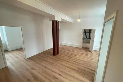 Wohnung zu vermieten - 1.200,00&nbsp;EUR Kaltmiete, ca.&nbsp; 90,00&nbsp;m&sup2; in Hüfingen (PLZ: 78183)