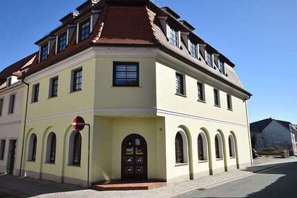 Haus zum Kaufen in Oschatz 390.000,00 € 362 m²