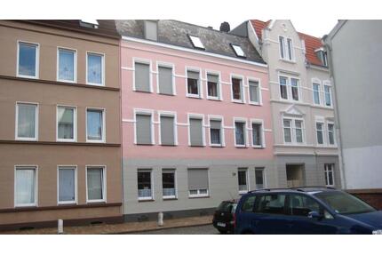 !! ANFRAGESTOPP !! Renovierte 2-Zimmer-Wohnung in zentraler Lage - Neumünster