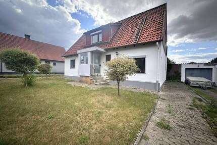 Haus zum Mieten in Lengede 1.250,00 € 116 m²