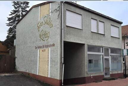 Vielseitiges Haus für Wohnen und Arbeiten im Herzen der Stadt - Heringen (Werra)