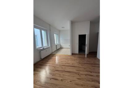 3-Raumwohnung im Altbau schnell verfügbar - Frankfurt (Oder)