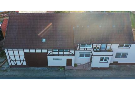 Zweifamilienhaus Haus Mehrgenerationenhaus inkl Nebengebäuden - Einbeck
