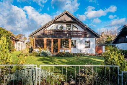 Wohnen, wo andere Urlaub machen – EFH am Edersee und Nationalpark - Vöhl