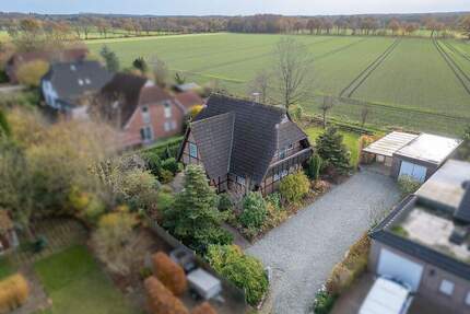KLEINES FACHWERKHAUS MIT SCHÖNER AUSSICHT - Tarmstedt