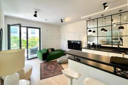 FANTASTISCHE 2-ZIMMER-WOHNUNG MIT GROSSER TERRASSE IN BERLIN-WILMERSDORF