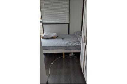 Möbliertes Studio-Wohnung in Köln-Weiden- Verfügbar ab 20 April