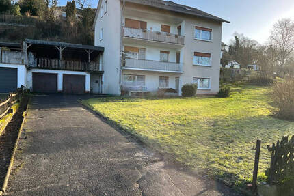 Zweifamilienhaus in ruhiger, zentraler Lage von Sontra mit Ausbaupotenzial! (MA-1020-46)