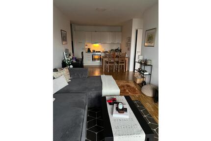 Moderne 2-Zimmer Neubauwohnung mit Balkon & EBK in 13053 Berlin