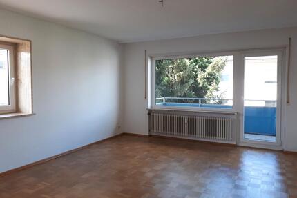 Helle 4 Zimmerwohnung frisch renoviert - Konstanz Allmannsdorf