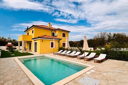 Villa mit Pool - Kroatie- 35 % Rabatt für 03.06.-04.07.2026. - München Am Riesenfeld