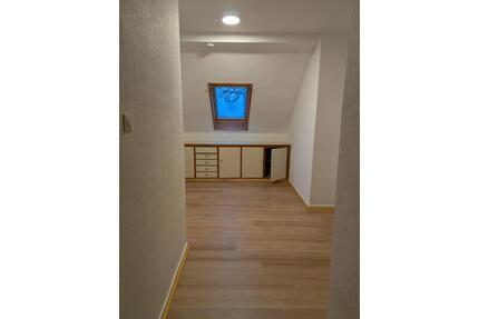 Helle 2 Zimmerwohnung im Altbau mit ca. 70qm Wohnfläche - Achim