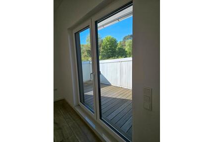 3-Zimmer-Wohnung mit Balkon - 1.050,00&nbsp;EUR Kaltmiete, ca.&nbsp; 85,00&nbsp;m&sup2; in Apen (PLZ: 26689)