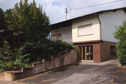 Haus zum Kaufen in Beckingen 345.000,00 € 277 m²