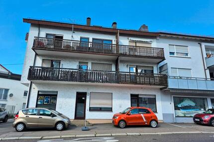 Schöne Wohnung mit zwei Balkonen in der Göppinger Nordstadt - Göppingen