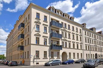 ERSTKLASSIG SANIERTE ALTBAUWOHNUNG | 4 Zimmer mit Balkon und 2 Bädern im Leizpiger Zentrum - Leipzig Zentrum-Süd