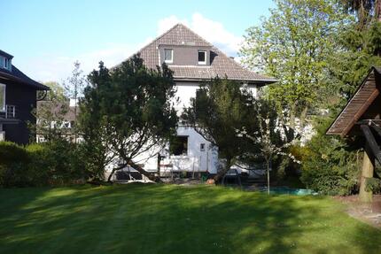 Provisionsfrei ! Freistehendes Stadthaus mit großem Grundstück - Bottrop