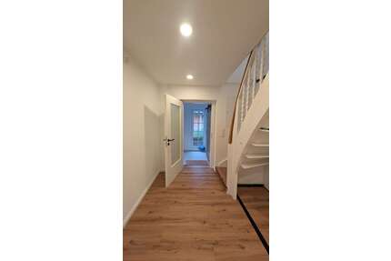 Haus zum Mieten in Feuchtwangen 1.400,00 € 110 m²