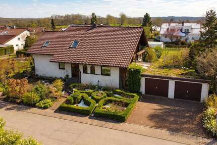 Haus zum Kaufen in Grabenstetten 549.000,00 € 170 m²