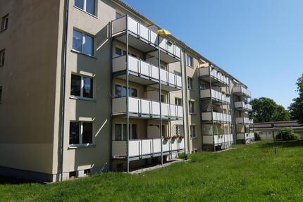 ++ Bequem im Erdgeschoss 3-Zimmer-Wohnung mit DUSCHE ++ - Chemnitz Adelsberg