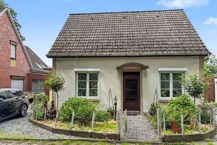 Haus zum Kaufen in Nordenham 149.000,00 € 121 m²