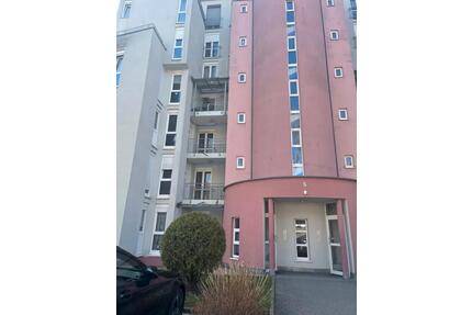 Geschmackvolle 2-Raum-Wohnung mit Balkon und EBK in Bad Sackingen - Bad Säckingen