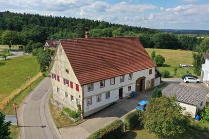 Haus zum Kaufen in Gschwend 299.000,00 € 263 m²